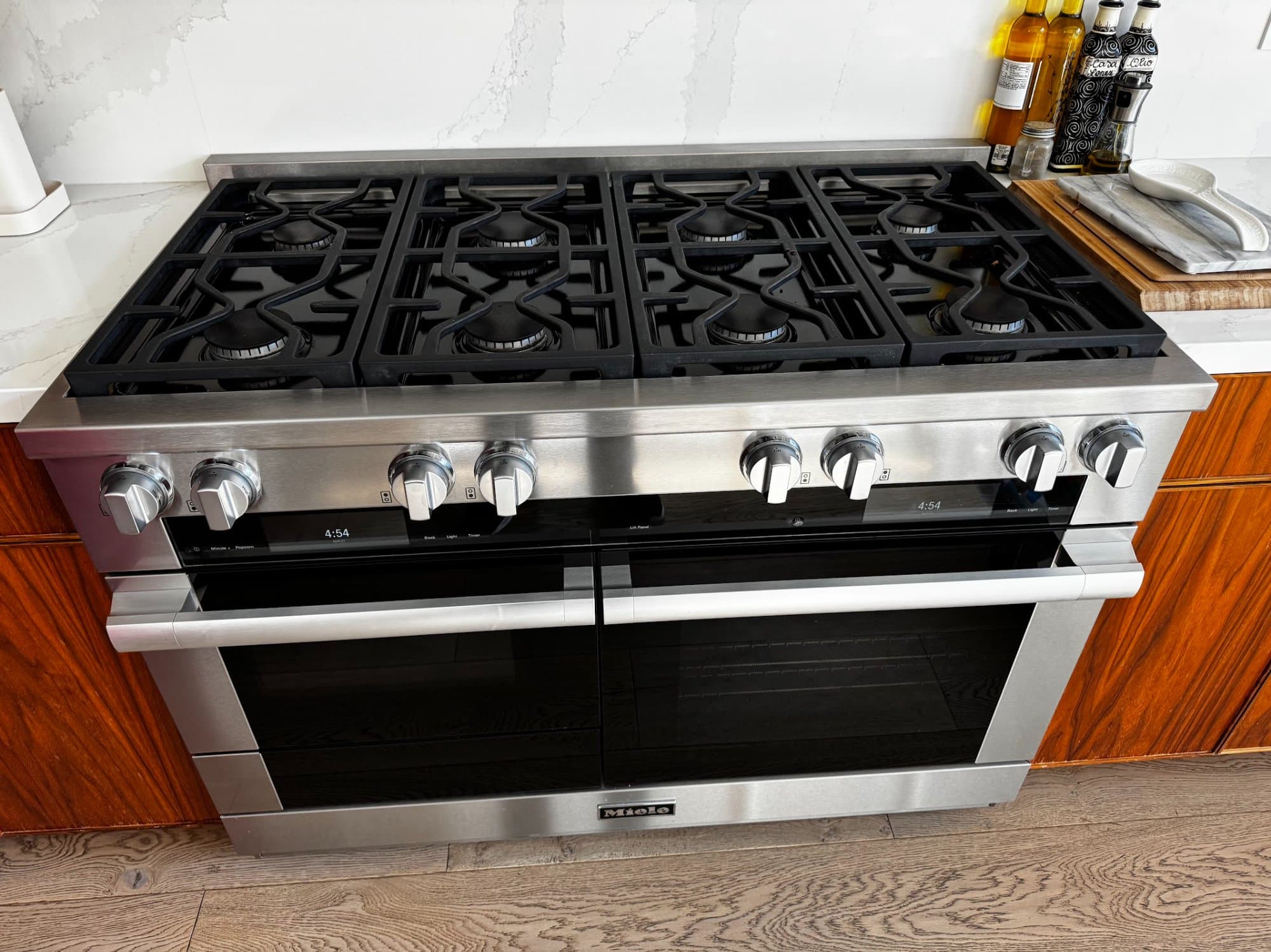 Miele 48-inch dual oven gas range repair in Los Angeles